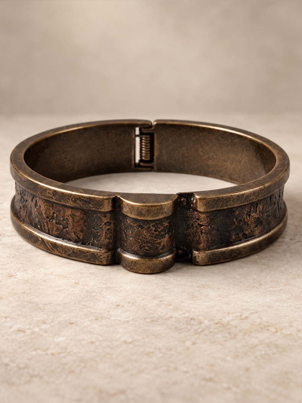 ETRO Vintage Leather Inlay Bronze Hinged Statement Cuff Bracelet/Etro pouch
